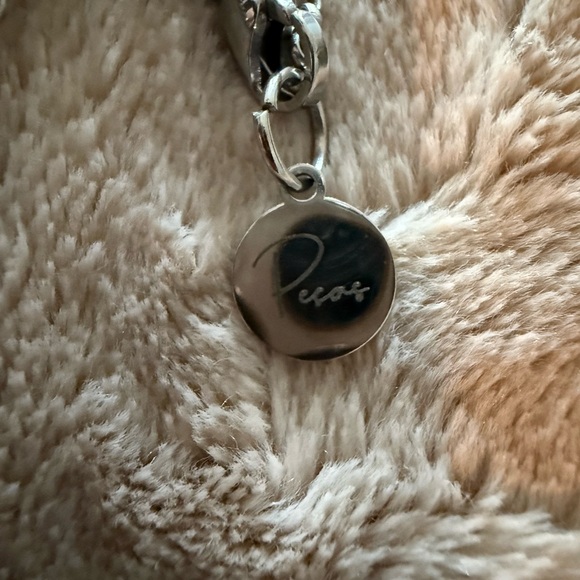 Silver Pendant Necklace - Picture 4 of 4